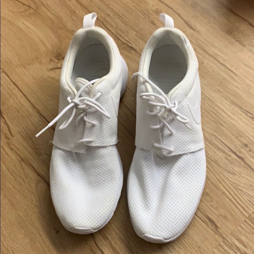 Nike Roshe One | White